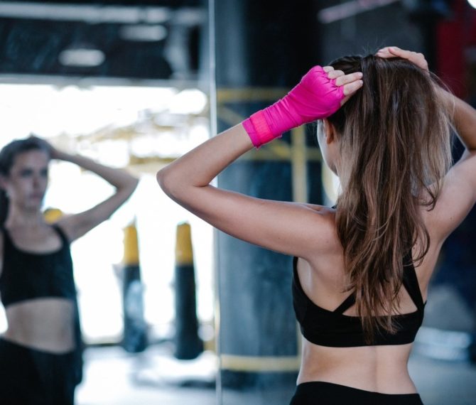 Espelho fitness inteligente: a tecnologia a favor das atividades físicas - Quero Mais Tecnologia