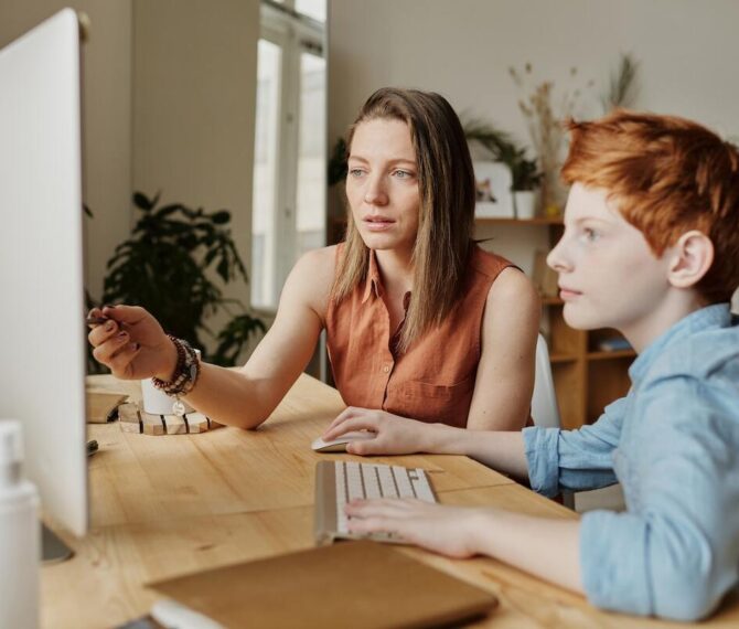 Tecnologias na educação infantil: como adicionar na rotina - Quero Mais Tecnologia