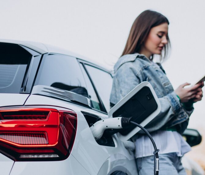 Conheça o carro da Xiaomi, o SU7 - Quero Mais Tecnologia