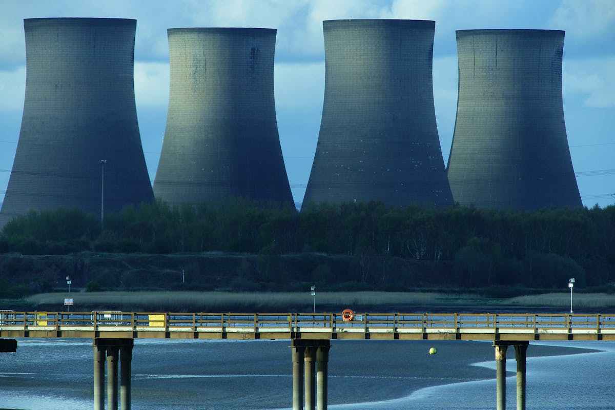 O que é energia nuclear e como usar a IA nessa área?