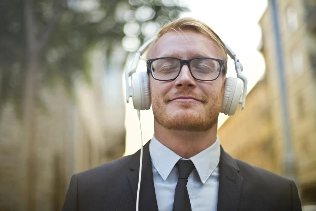 Como funciona um fone cancelamento de ruído?